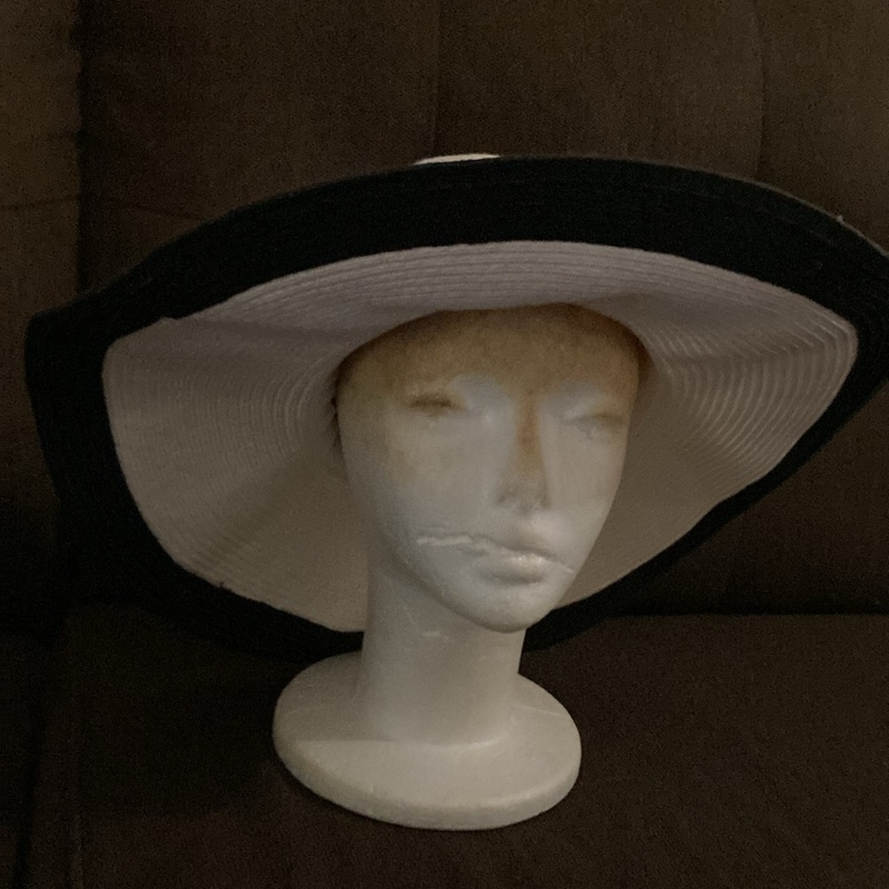 Sun hat - Picture 4 of 4